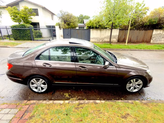 MERCEDES-BENZ C220 2013 | DIESEL | 39.000 KM - Imagen 5