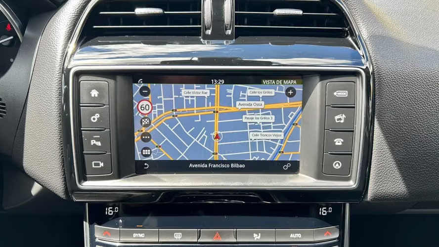 JAGUAR XE 2.0 AUT (2018) - Imagen 11