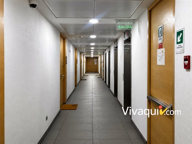 Oficina en arriendo en Lo Barnechea en inmejorable ubicación