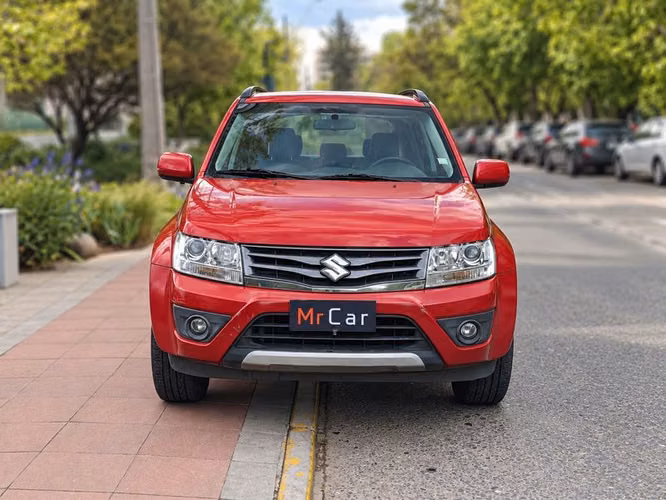 SUZUKI GRAND NOMADE 2.4 AT GLX NAV - 2014 | 4937