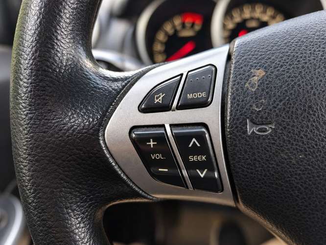 SUZUKI GRAND NOMADE 2.4 AT GLX NAV - 2014 | 4937 - Imagen 13