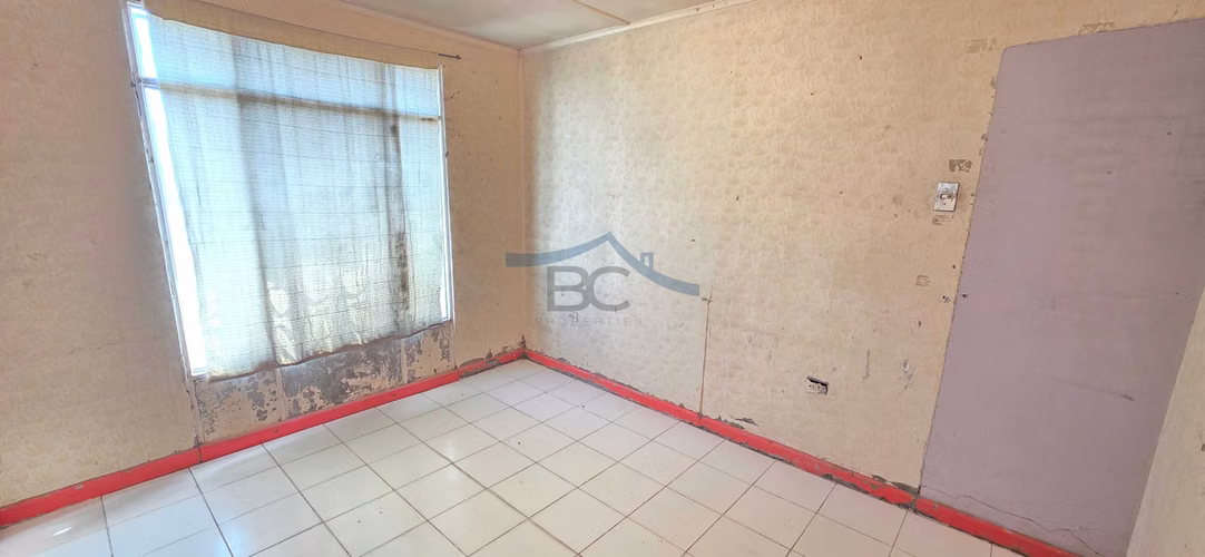 Se arrienda Bodega en sector céntrico. (185344)
