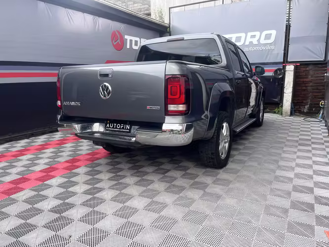 VOLKSWAGEN AMAROK HIGHLINE 4X4 2,0 AUT (PIE DESDE $7.500.000) - Imagen 8