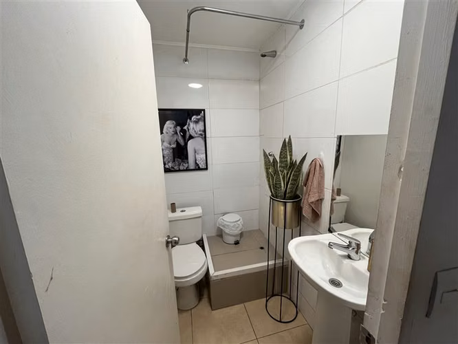 Local Comercial en arriendo en Las Condes, Escuela Militar - Imagen 13