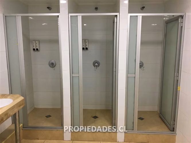 Local Comercial en arriendo en Las Condes, Escuela Militar - Imagen 15