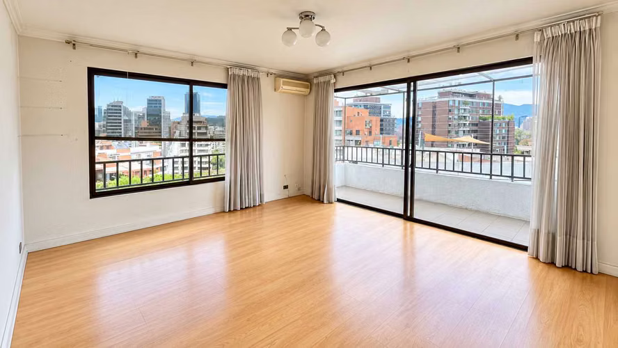 AMPLIO DEPARTAMENTO DE 190 M² CON GRAN VISTA (185369) - Imagen 2