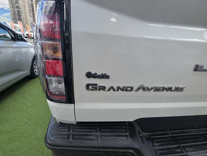 Jmc Grand avenue 4X2 AT DIESEL EURO VI 2026 - Imagen 12