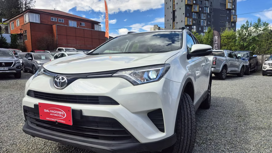 TOYOTA RAV4 AUT 2018 - Imagen 2