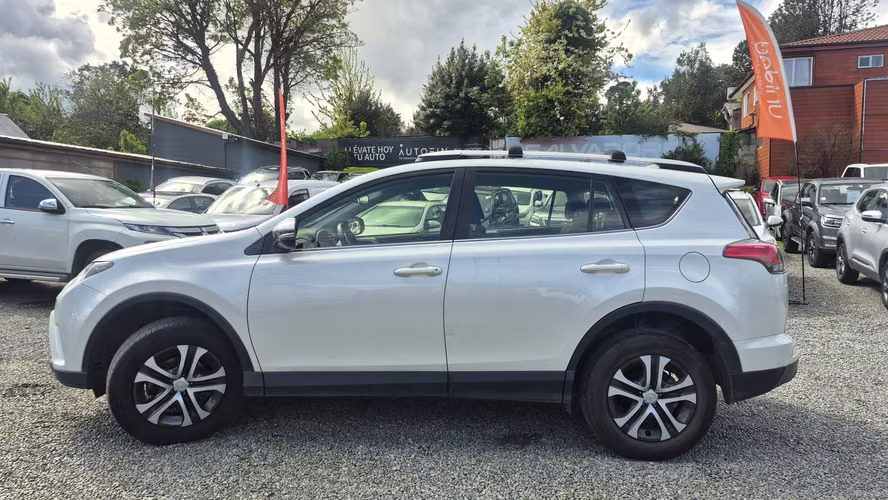 TOYOTA RAV4 AUT 2018 - Imagen 3