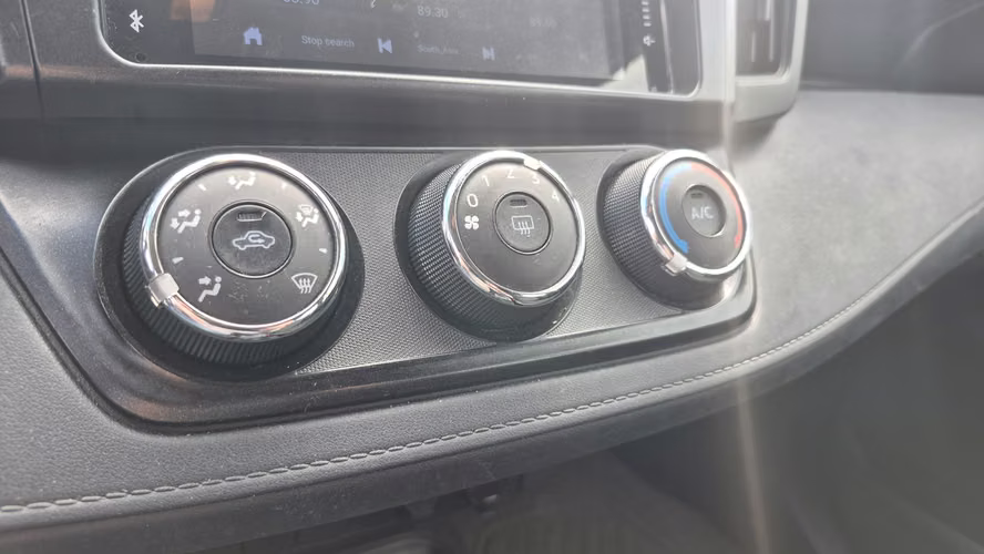 TOYOTA RAV4 AUT 2018 - Imagen 12