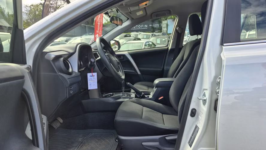TOYOTA RAV4 AUT 2018 - Imagen 9