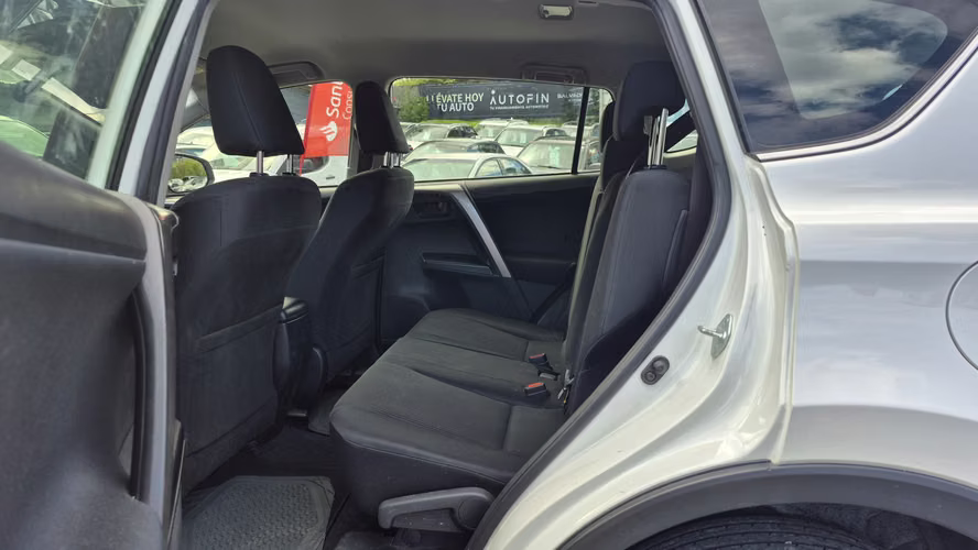 TOYOTA RAV4 AUT 2018 - Imagen 14