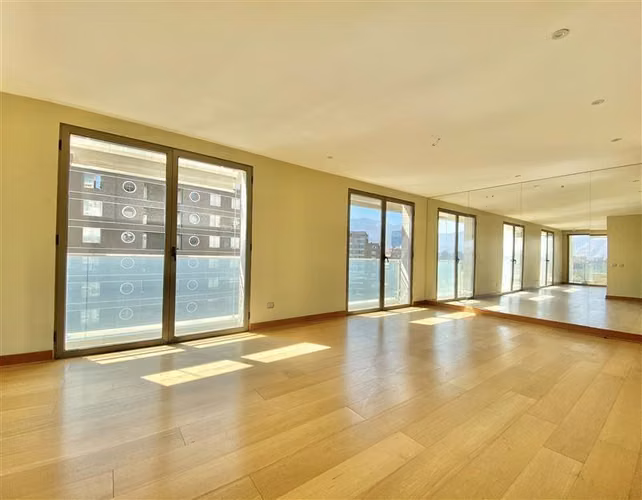 EXCELENTE DEPTO BARRIO EL GOLF, INSUPERABLE VISTA. - Imagen 2