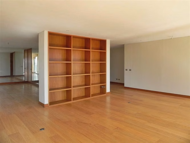 EXCELENTE DEPTO BARRIO EL GOLF, INSUPERABLE VISTA. - Imagen 3