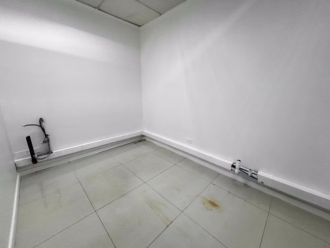 Oficinas remodelada para Consulta Dental (185325)