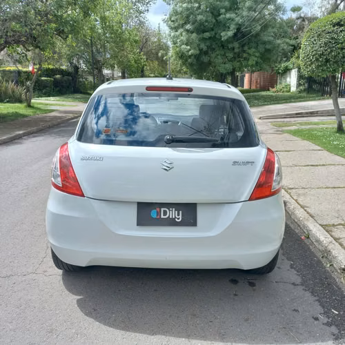 SUZUKI SWIFT AUTOMATICO AÑO 2016 FULL EQUIPO - Imagen 4