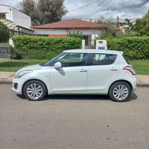 SUZUKI SWIFT AUTOMATICO AÑO 2016 FULL EQUIPO - Imagen 2