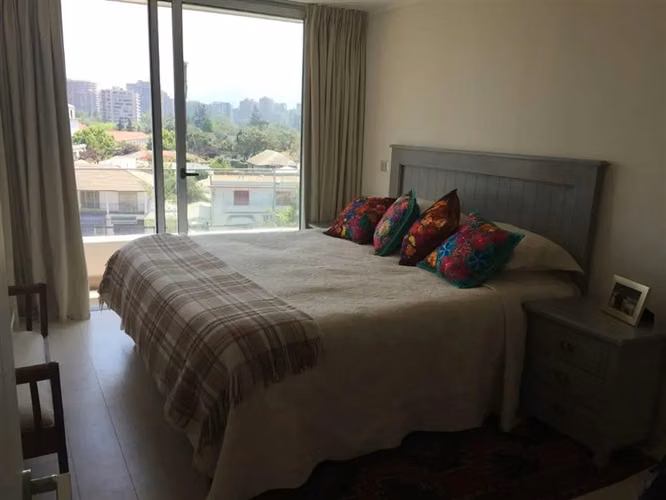 Departamento en venta de 2 dorm. en Las Condes - Imagen 2