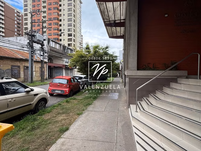 Pleno Centro, 3 Dormitorios, Estacionamiento y Bodega. - Imagen 4