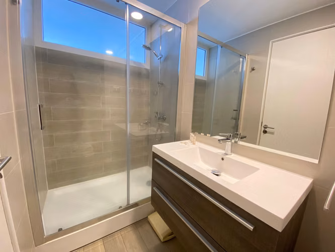 ARRIENDO DEPARTAMENTO REMODELADO 1 D EN SUITE Y 1 B - Imagen 8