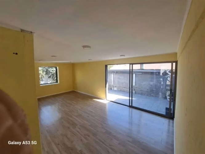 Casa en arriendo de 7 dorm. en Las Condes - Imagen 2