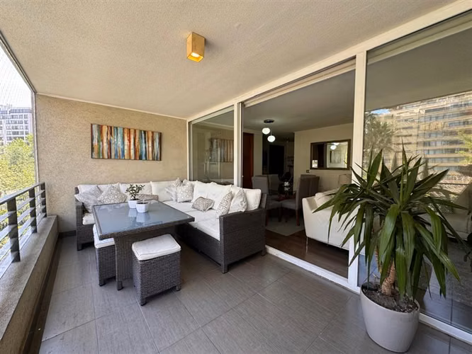 Departamento en arriendo de 2 dorm. en Las Condes