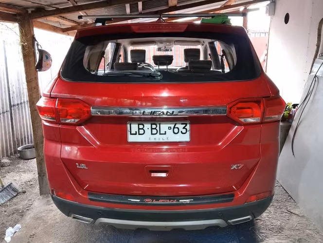 Suv familiar 3 corridas de asiento