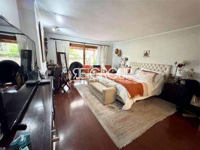 Acogedora casa de 5 dorm. a pasos colegio Newland, La Dehesa - Imagen 10