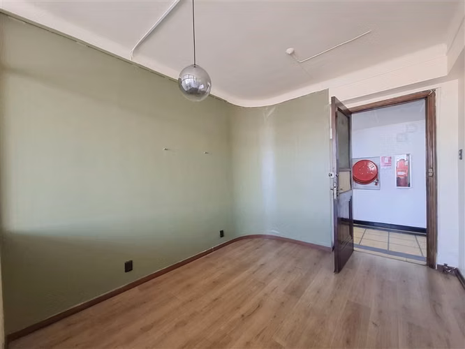 Ahumada 236 1 privado, recepción, 1 baño 24 m2 totales - Imagen 9