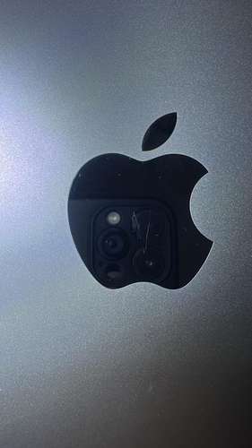MacBook air M4 15.3