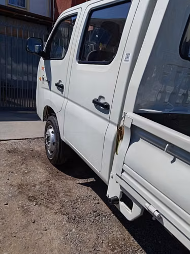 Se vende fotón TM5 año 2025 semi nuevo