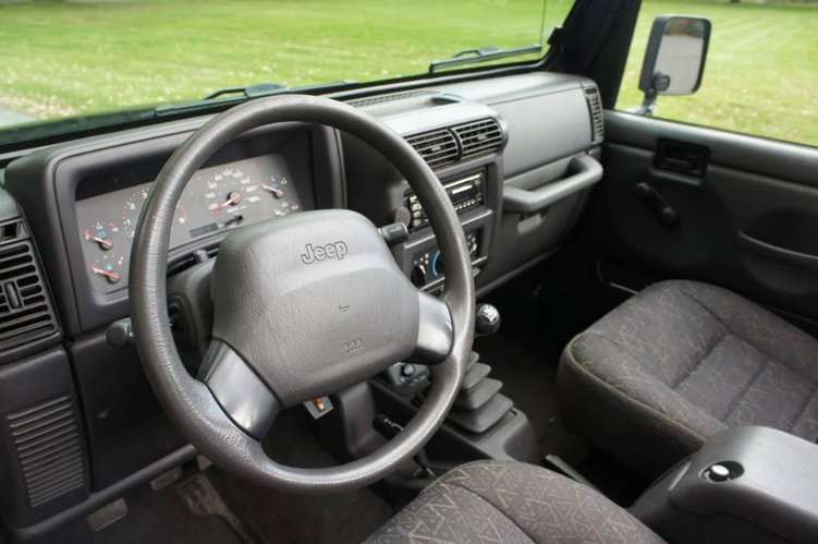 Jeep Wrangler Sport
