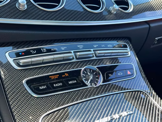 MERCEDES-BENZ E63 AMG S 4MATIC+ 2018 - Imagen 19