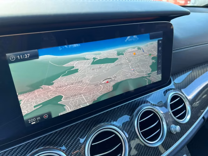 MERCEDES-BENZ E63 AMG S 4MATIC+ 2018 - Imagen 16