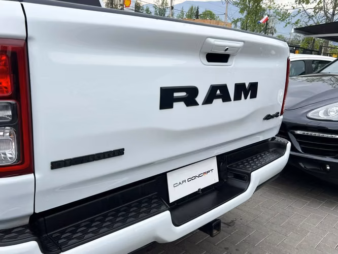 RAM 1500 BIGHORN 3.6 E TORQUE 2022 - Imagen 7