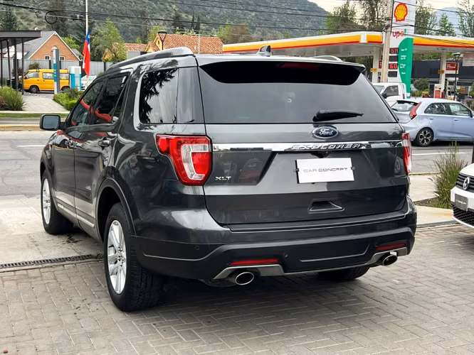 FORD EXPLORER 3.5 XLT 2019 - Imagen 6