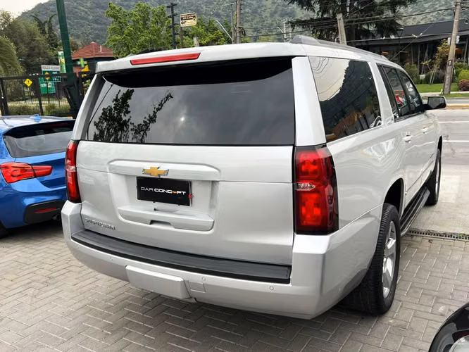CHEVROLET SUBURBAN LT 5.3 BLINDADA 2021 - Imagen 4