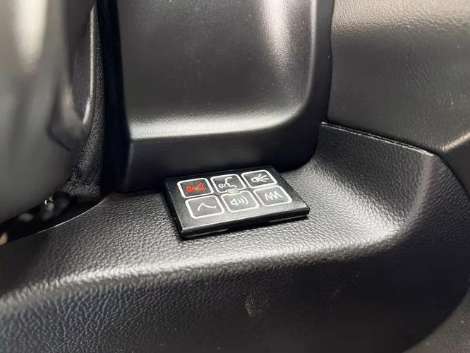 CHEVROLET SUBURBAN LT 5.3 BLINDADA 2021 - Imagen 17