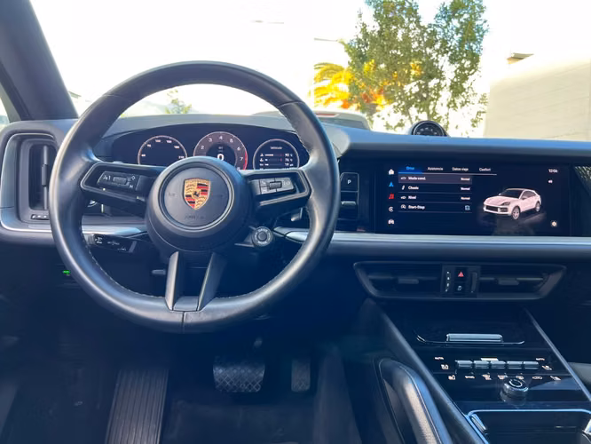 PORSCHE CAYENNE COUPE 3.0 V6 AWD 2024 - Imagen 10