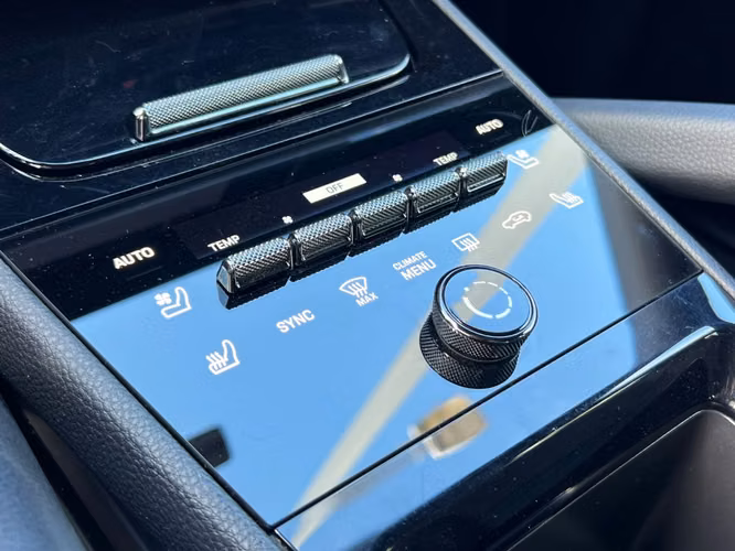PORSCHE CAYENNE COUPE 3.0 V6 AWD 2024 - Imagen 19