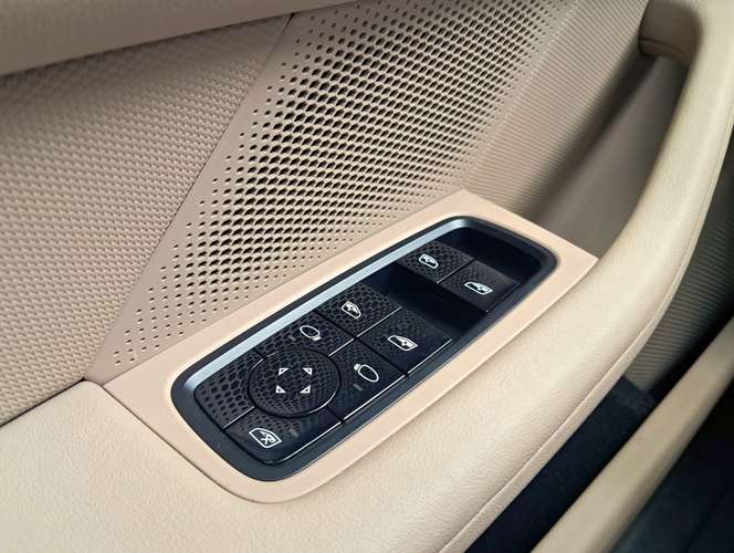 PORSCHE TAYCAN . 2022 - Imagen 14