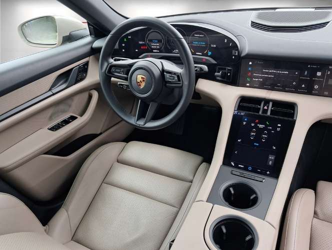 PORSCHE TAYCAN . 2022 - Imagen 5