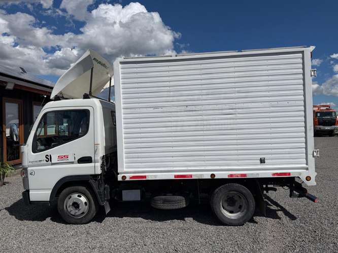 MITSUBISHI CANTER FUSO CANTER 413 2023