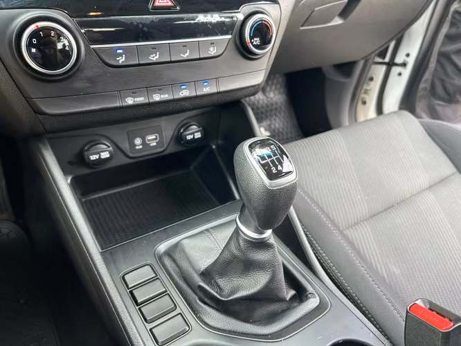 HYUNDAI TUCSON 2.0 MT  2021 - Imagen 20