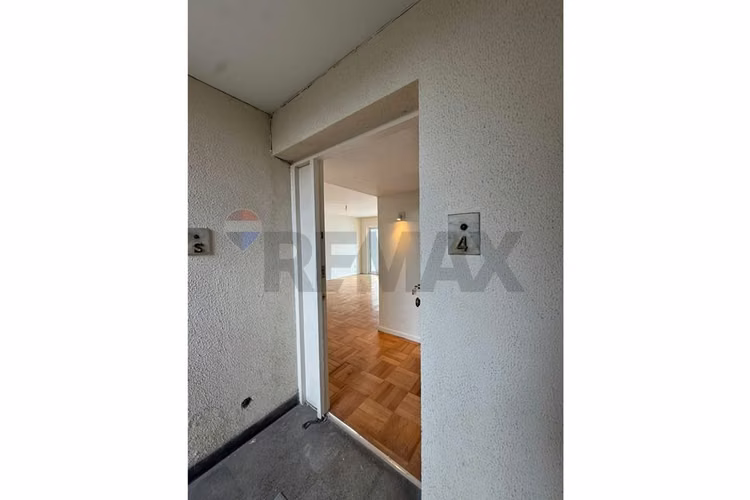 Dpto. remodelado 4d/2b a pasos de metro los héroes