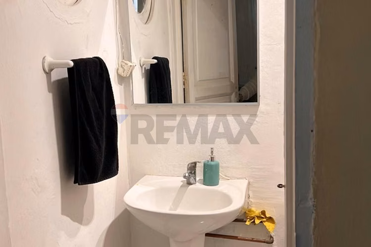 Casa en venta av. peru 4 dormitorios 2 baños - Imagen 7