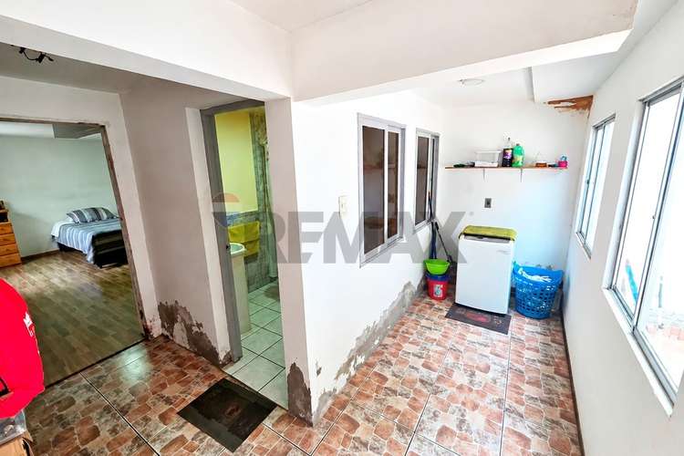 Venta casa de 2 pisos + dpto ind + local comercial - Imagen 11
