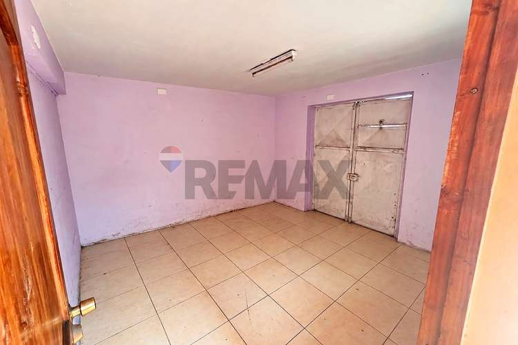 Venta casa de 2 pisos + dpto ind + local comercial - Imagen 15
