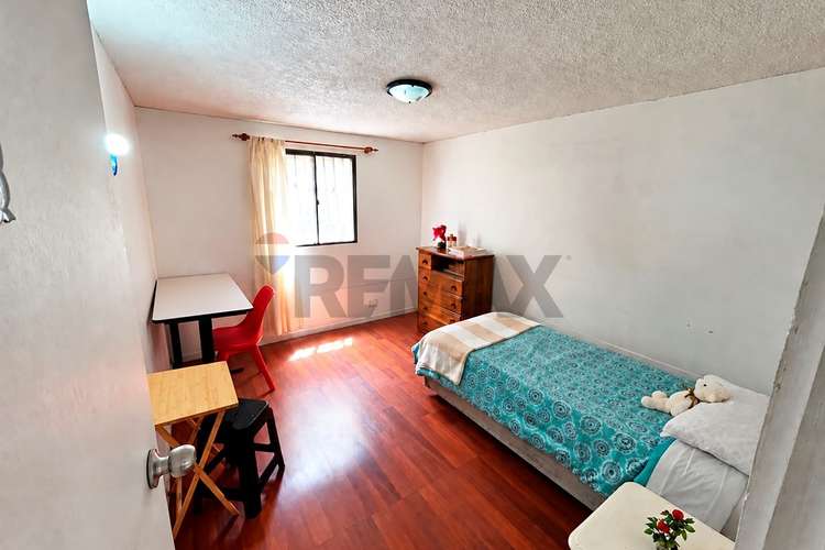 Venta casa de 2 pisos + dpto ind + local comercial - Imagen 7
