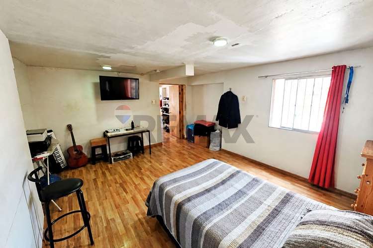 Venta casa de 2 pisos + dpto ind + local comercial - Imagen 9